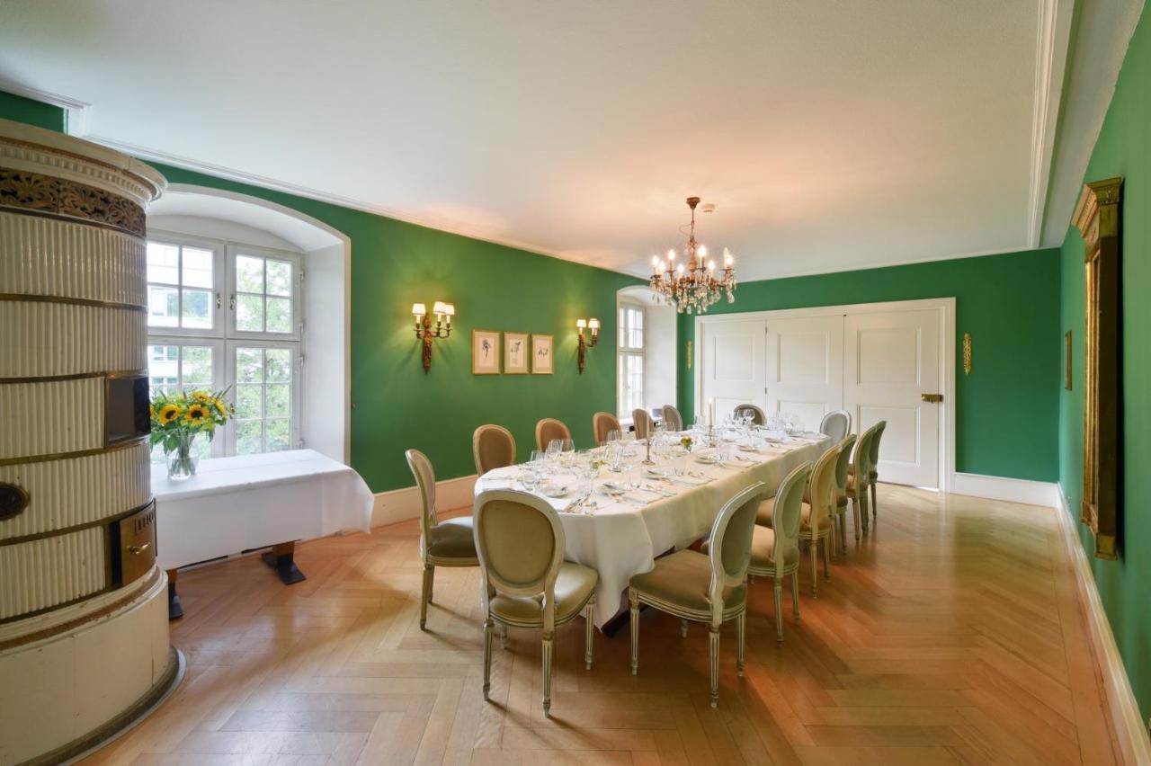 Hotel Im Schlosspark Binningen Esterno foto